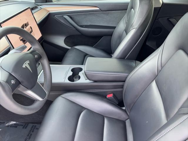 Photo of 2023 Pearl White Multi-Coat Tesla Model Y