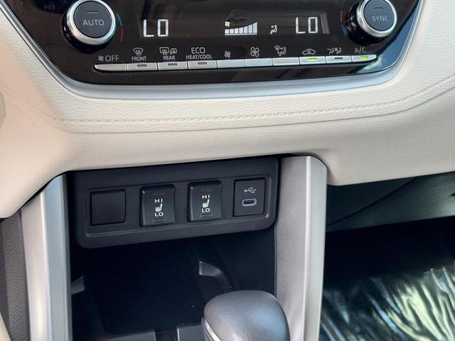 Photo of 2024 Jet Black Toyota Corolla Cross