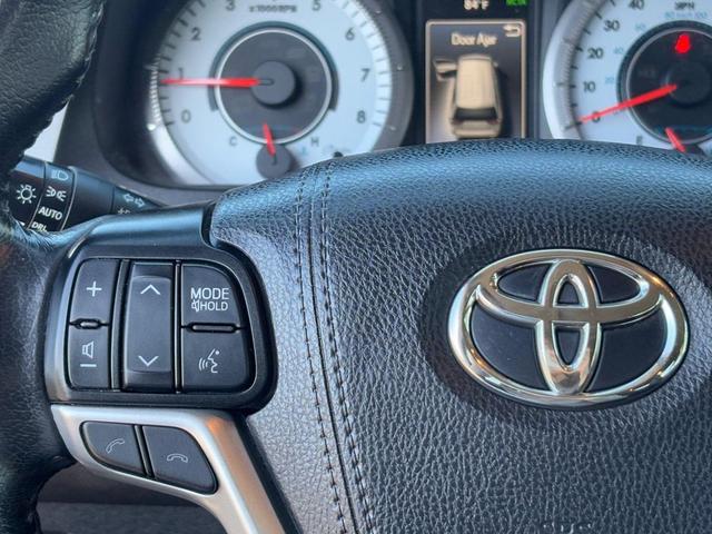 Photo of 2019 Predawn Gray Mica Toyota Sienna