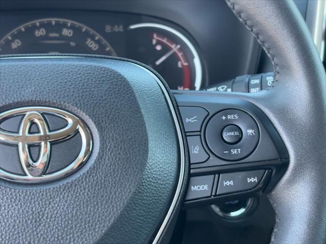 Photo of 2022 Blizzard Pearl Toyota RAV4