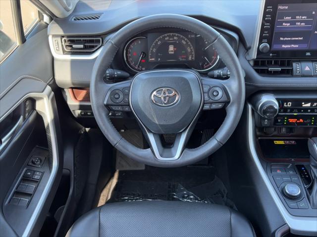 Photo of 2022 Blizzard Pearl Toyota RAV4