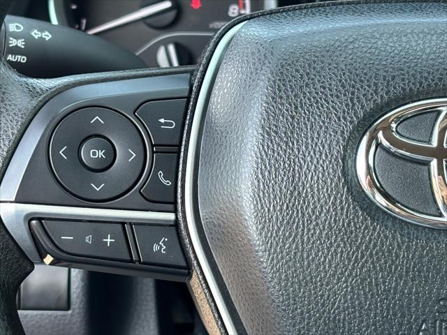 Photo of 2024 Ice Cap Toyota Camry