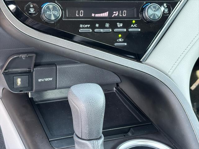 Photo of 2024 Ice Cap Toyota Camry