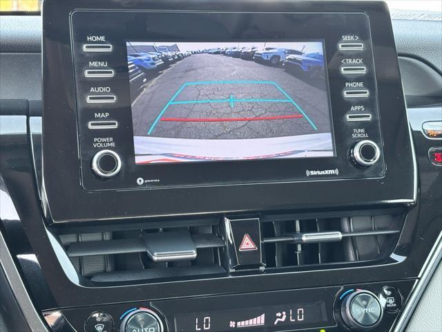 Photo of 2024 Ice Cap Toyota Camry