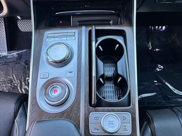Photo of 2023 Cardiff Green Genesis GV80