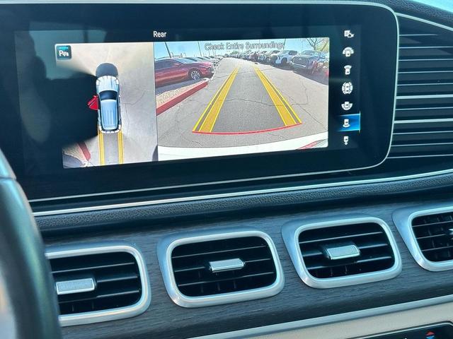 Photo of 2021 White Mercedes-Benz GLE 350