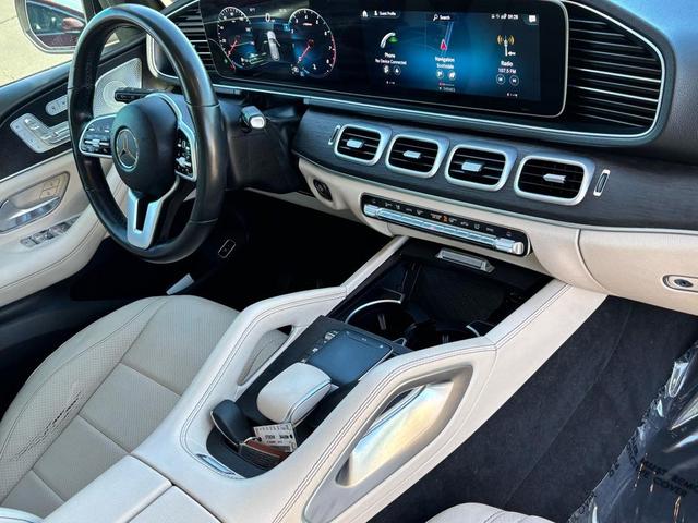 Photo of 2021 White Mercedes-Benz GLE 350