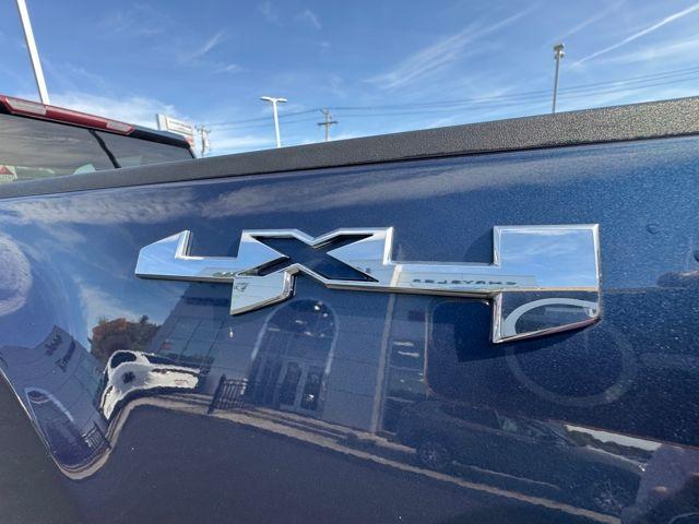 Photo of 2021 Pacific Blue Metallic GMC Sierra 3500