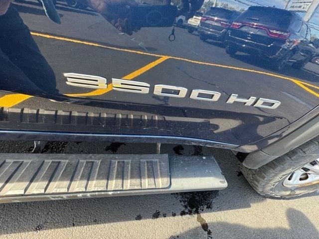Photo of 2021 Pacific Blue Metallic GMC Sierra 3500