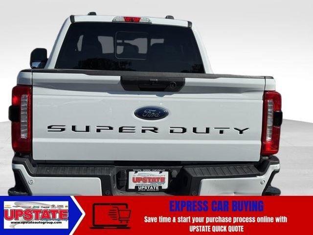 Photo of 2023 Oxford White Ford F-350