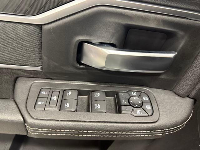 Photo of 2025 Bright White Clearcoat RAM 2500