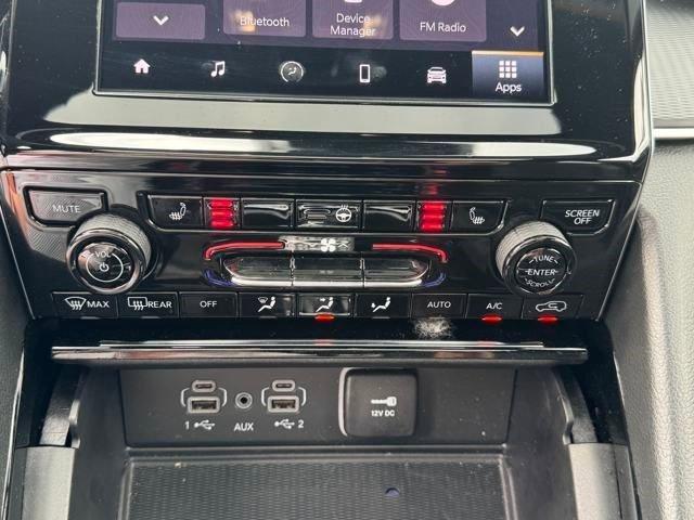 Photo of 2023 Diamond Black Jeep Grand Cherokee