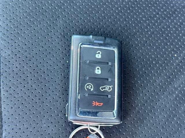 Photo of 2023 Diamond Black Jeep Grand Cherokee