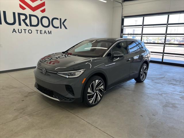 Photo of 2025 PURE GRAY W/ BLACK ROOF Volkswagen ID.4