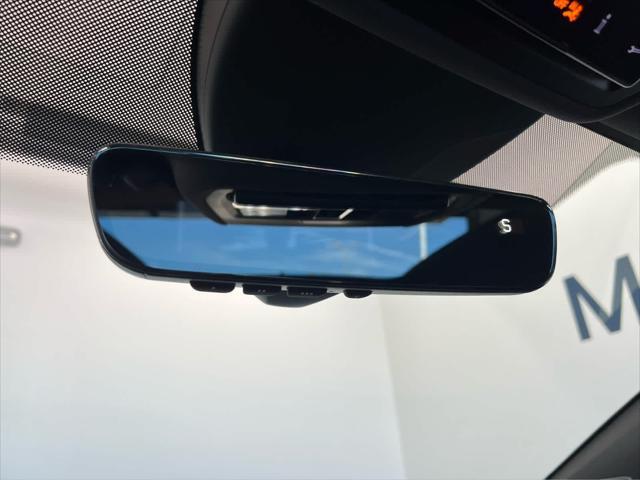 Photo of 2025 PURE GRAY W/ BLACK ROOF Volkswagen ID.4