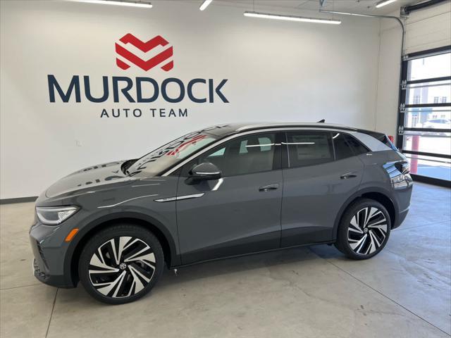 Photo of 2025 PURE GRAY W/ BLACK ROOF Volkswagen ID.4
