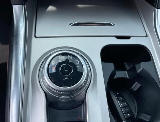 Photo of 2024 Black Metallic Ford Explorer