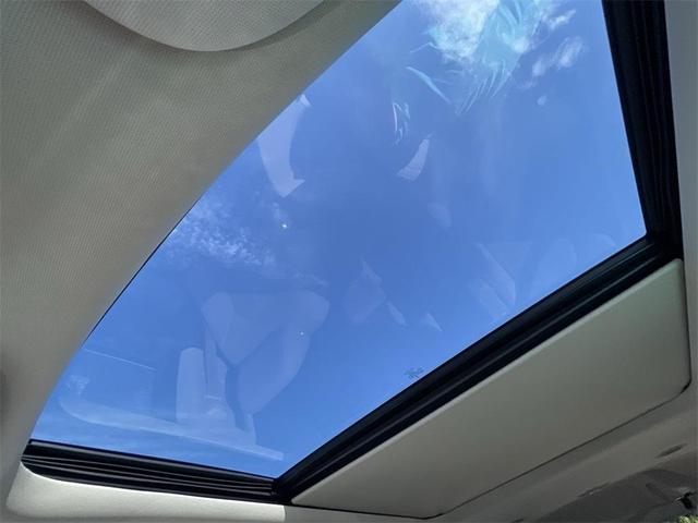 Photo of 2023 Black Metallic Ford Expedition