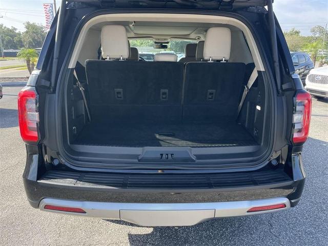 Photo of 2023 Black Metallic Ford Expedition