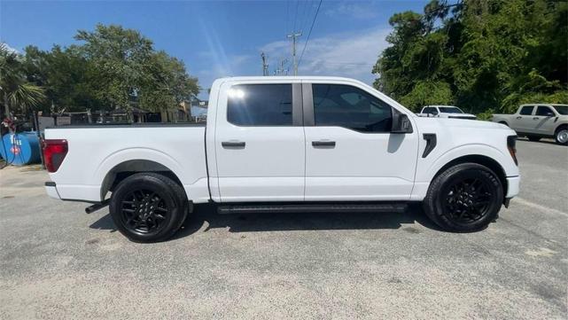 Photo of 2025 Oxford White Ford F-150