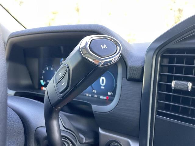 Photo of 2025 Oxford White Ford F-150