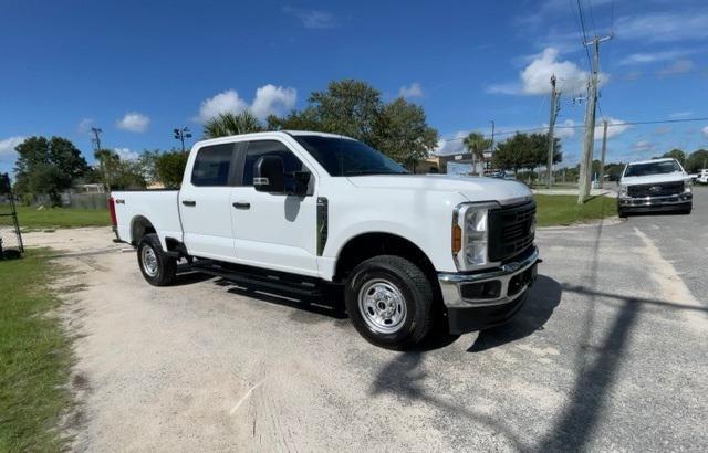 Photo of 2026 Oxford White Ford F-250
