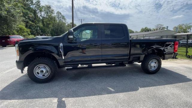 Photo of 2025 Black Metallic Ford F-250