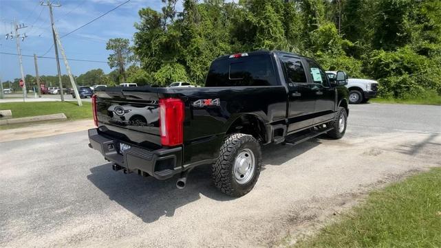 Photo of 2025 Black Metallic Ford F-250