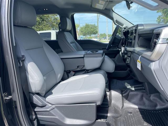 Photo of 2025 Black Metallic Ford F-250