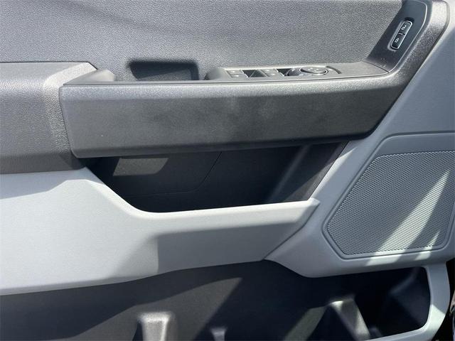 Photo of 2025 Black Metallic Ford F-250