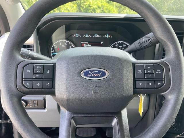Photo of 2025 Black Metallic Ford F-250