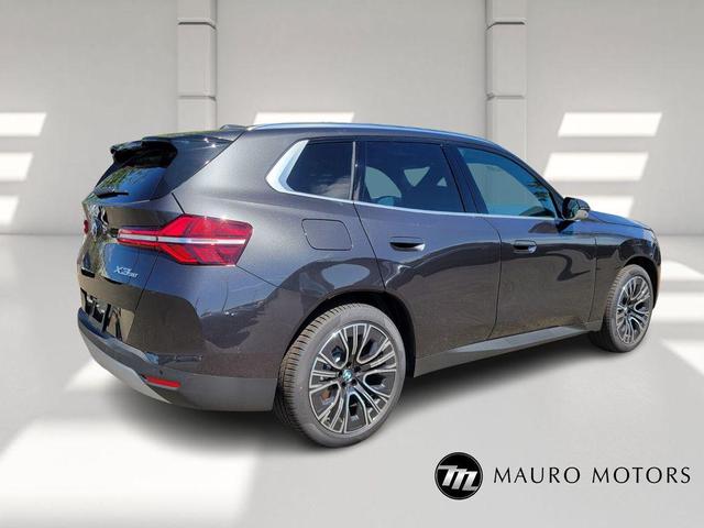 Photo of 2025 Gray BMW X3