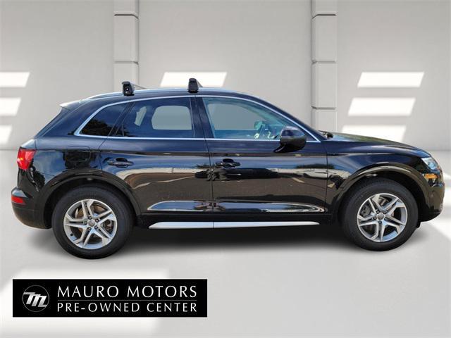 Photo of 2019 Black Audi Q5