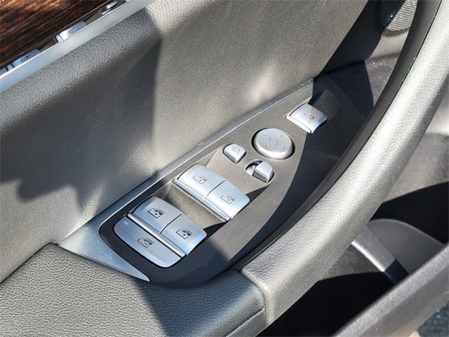 Photo of 2024 Black BMW X3