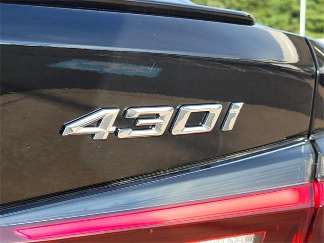 Photo of 2024 Black Sapphire Metallic BMW 430