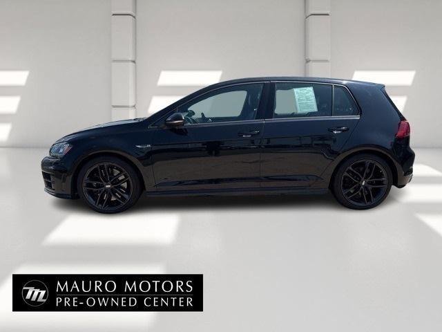 Photo of 2016 Deep Black Pearl Volkswagen Golf R