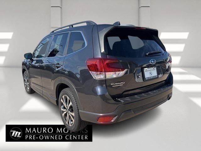 Photo of 2019 Dark Gray Metallic Subaru Forester