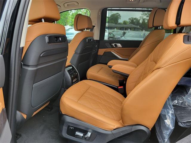 Photo of 2026 Black BMW X7
