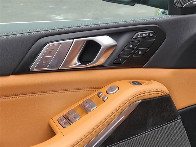 Photo of 2026 Black BMW X7