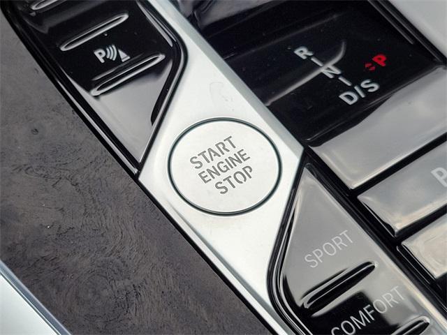 Photo of 2026 Black BMW X7