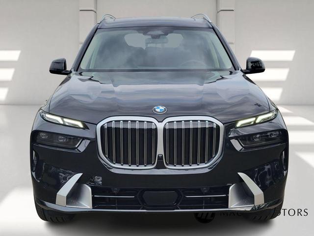 Photo of 2026 Black BMW X7