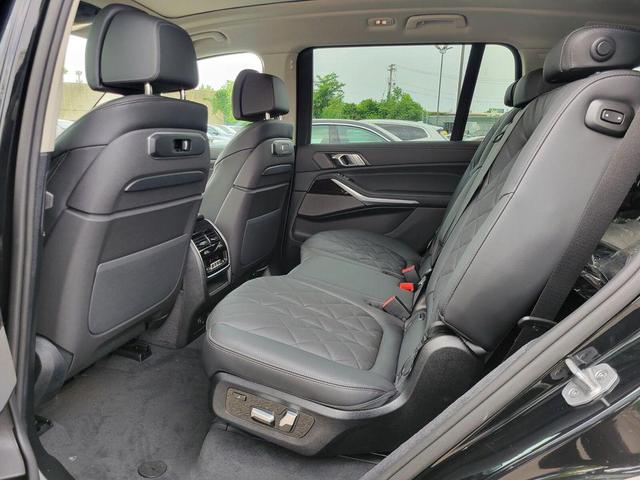 Photo of 2026 Black BMW X7