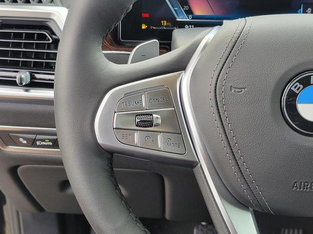 Photo of 2026 Black BMW X7