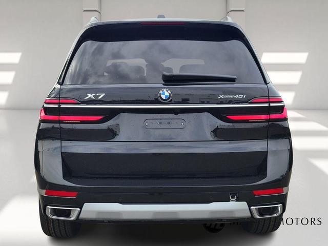 Photo of 2026 Black BMW X7