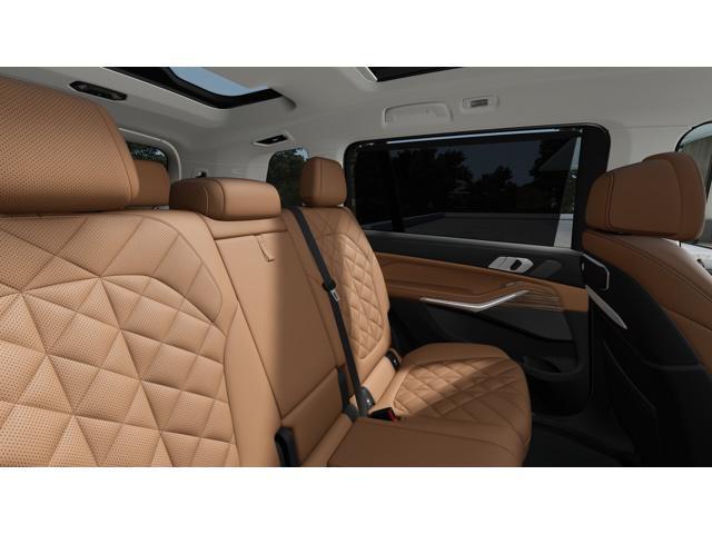 Photo of 2026 White BMW X7