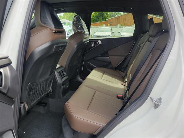 Photo of 2026 Alpine White BMW X3