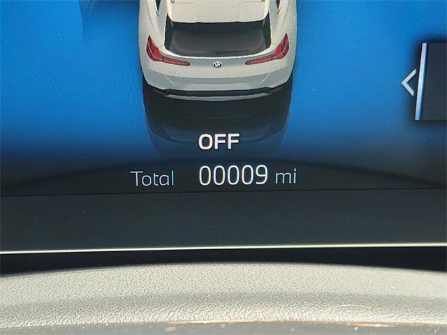 Photo of 2026 Alpine White BMW X3