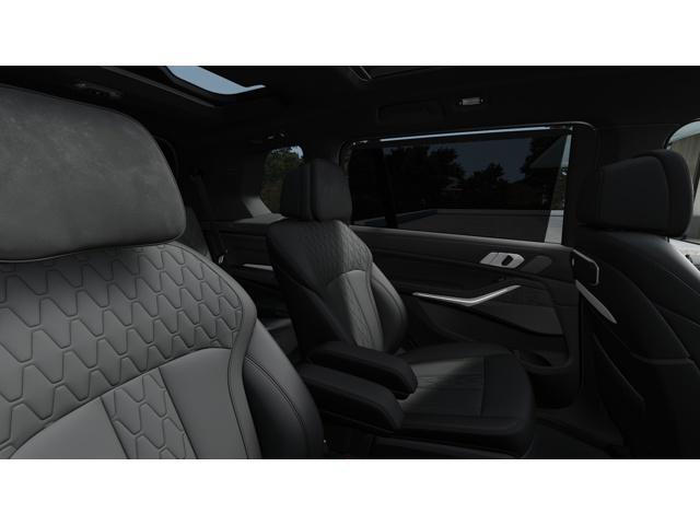 Photo of 2026 White BMW X7
