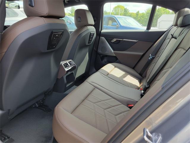 Photo of 2025 Oxide Grey Metallic BMW i5