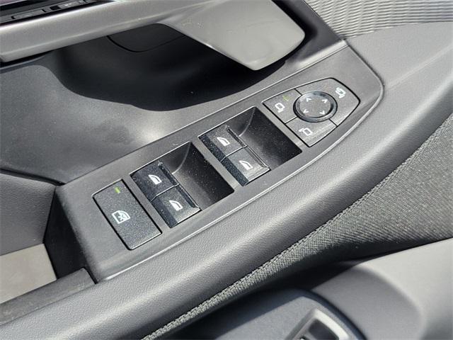 Photo of 2025 Oxide Grey Metallic BMW i5